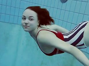 russo, adolescente, praia, europeia, euro, piscina, biquini, morena, por-baixo-de-água