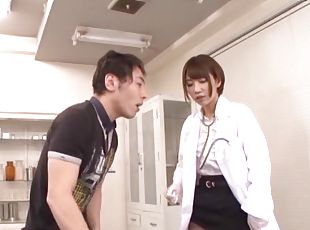 Japanese MD fingers his asshole while sucking his dick