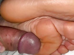 masturbacja, dorosłe, wystrysk-spermy, niemieckie, stopy, sperma, pieprzenie, robienie-dobrze-stopami, palce
