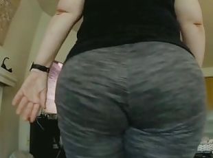 Booty So Fat And Jiggly While Twerking