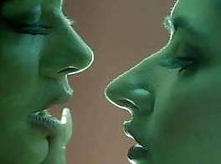 पुराना, लेस्बियन, ख्याति-प्राप्त-व्यक्ति, भारतीय, चुंबन, कालेज, १८-वर्ष-ओल्ड, वृध्द