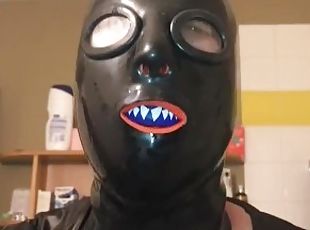Masking and unmasking Studio gum with mouthguards