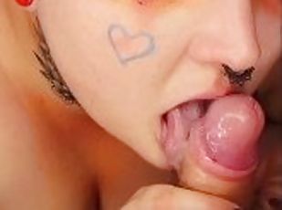 amateur, fellation, ejaculation-sur-le-corps, milf, branlette, hirondelle, mari, ejaculation, tatouage, bite