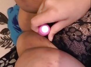 BBW enjoys playing with her vibrator