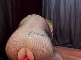 NATURAL CURVY - I fuck my ass with a big cock while I’m doing videocall