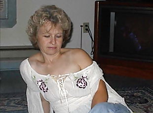 Busty and fat amateur grannies