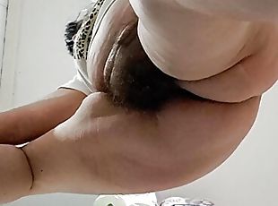 Hairiest Mommy&#039;s Pussy
