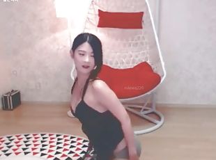 Sexy korean camgirl dancing in tights