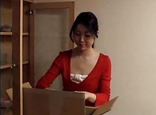 Japanese girl fucked by the intruder