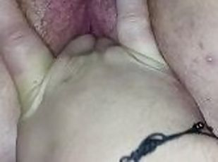 cur, masturbare-masturbation, orgasm, pasarica, nevasta, amatori, milf, cuplu, bbw, cu-degetelul