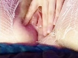 Close-Up Squirting - I've Never Cum So Much!!