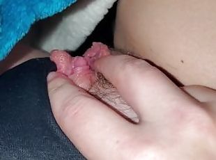 clito, masturbation, orgasme, chatte-pussy, amateur, babes, ados, massage, doigtage, point-de-vue