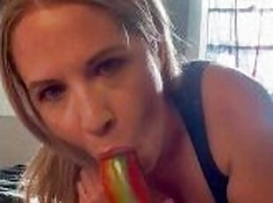 MoM Eats Big Cock ????- I Wrapped A Fruit Roll Up On His Yummy Cock And Sucked It Off ????????????