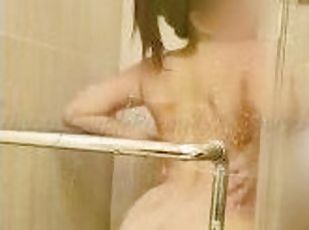 PINAY BABE GOT PASSIONATE SHOWER SEX WITH THE BOSS