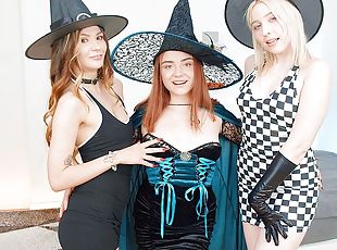 Altera Pars &amp; Kira Viburn &amp; Nansy Small in Halloween Lesbian Sex Night - Beauty-Angels