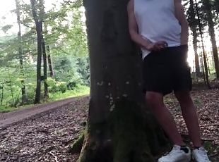 Jerking off behind a tree, no risk - no fun!
